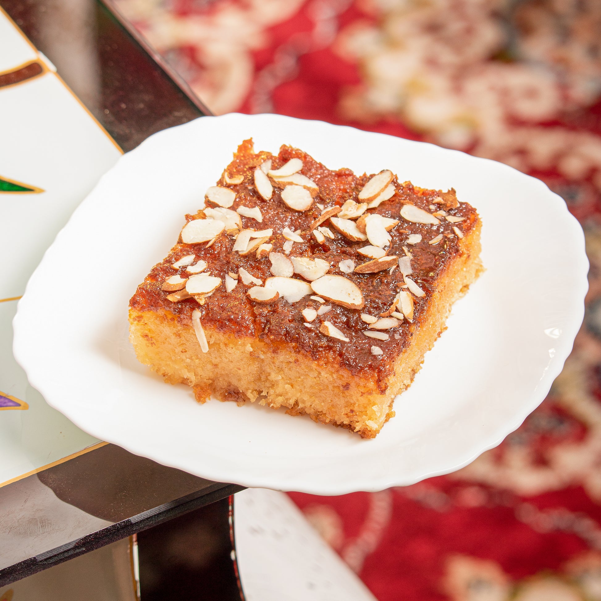 Arbi Cake - Fruitofy